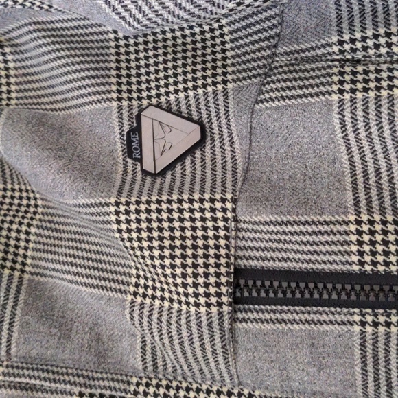 Rome Snowboarding Coat - Picture 2 of 6